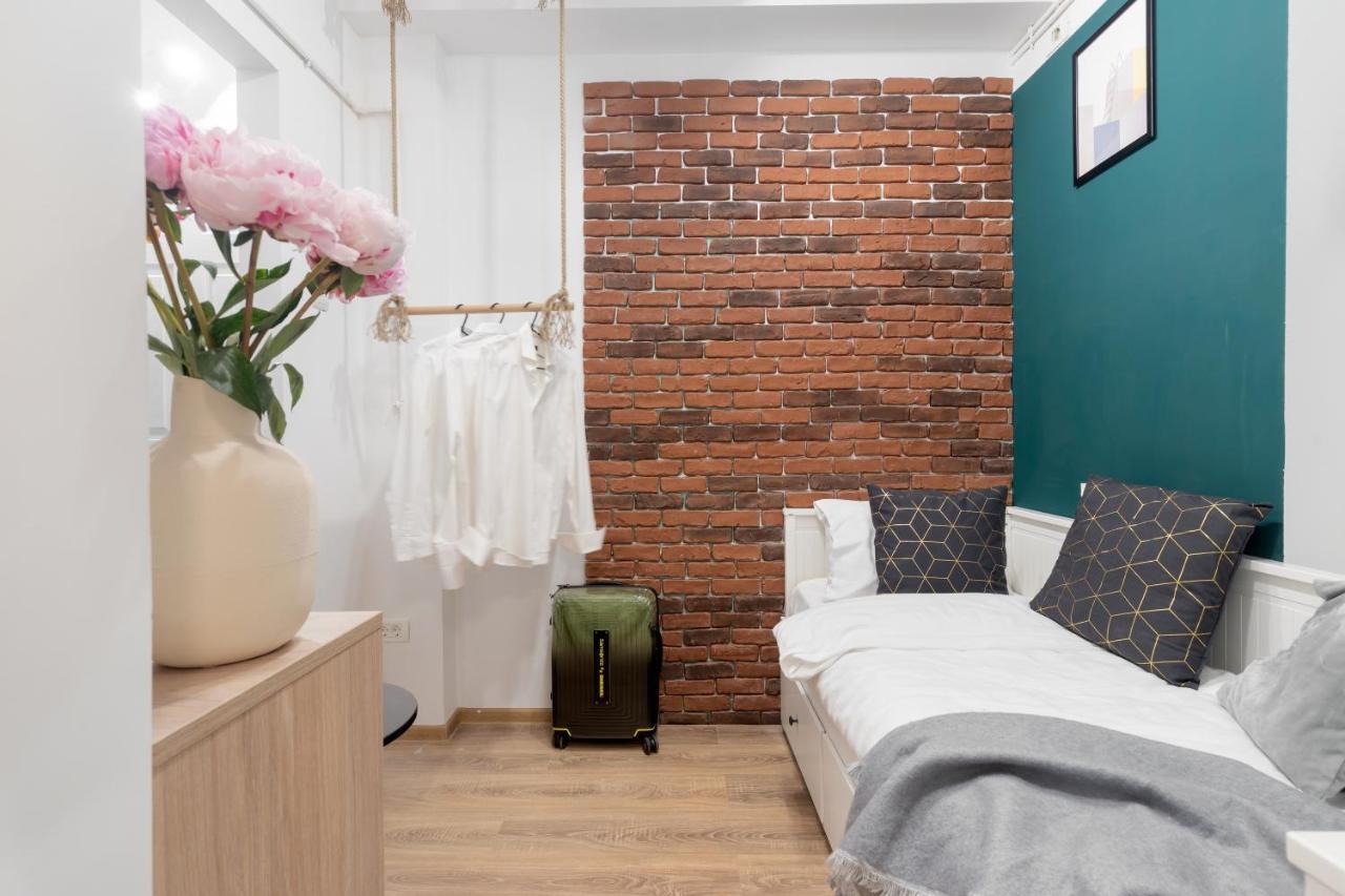 Ultra Central, 15 Sqm Studio By Urbanesq Bucureşti Eksteriør bilde
